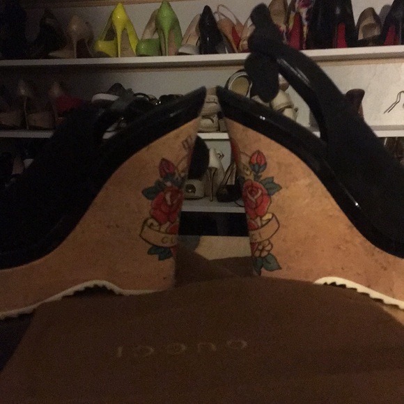 Authentic GUCCI wedges - Picture 3 of 3